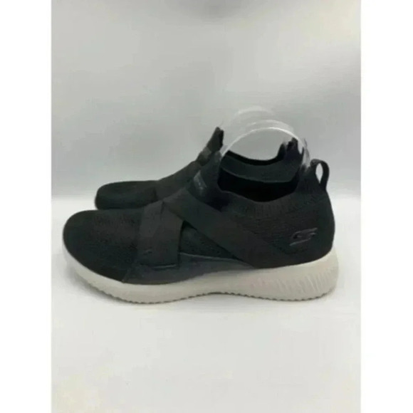 Skechers Womens Black 59559R Low Top Slip On Comfort Sneaker‎ Shoes Size US 11 - Picture 1 of 8
